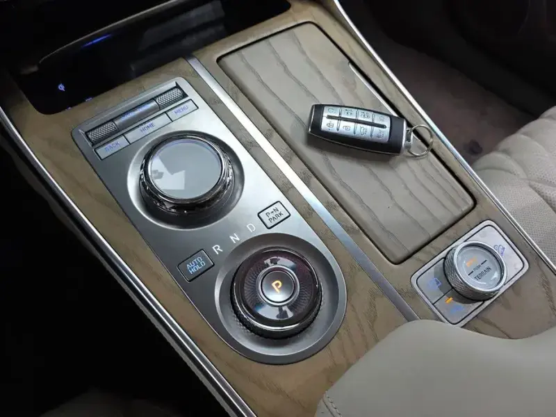 2023 Genesis GV80 с пробегом 71 795 км