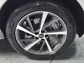 2023 Genesis GV80 с пробегом 29 786 км