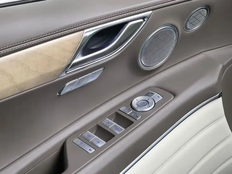 2023 Genesis GV80 с пробегом 71 795 км