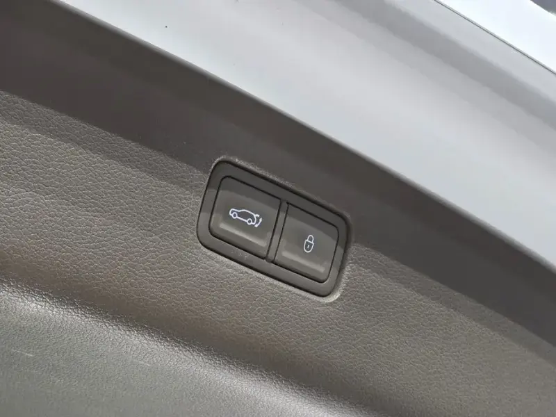 2023 Genesis GV80 с пробегом 71 795 км
