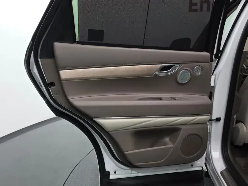 2023 Genesis GV80 с пробегом 71 795 км