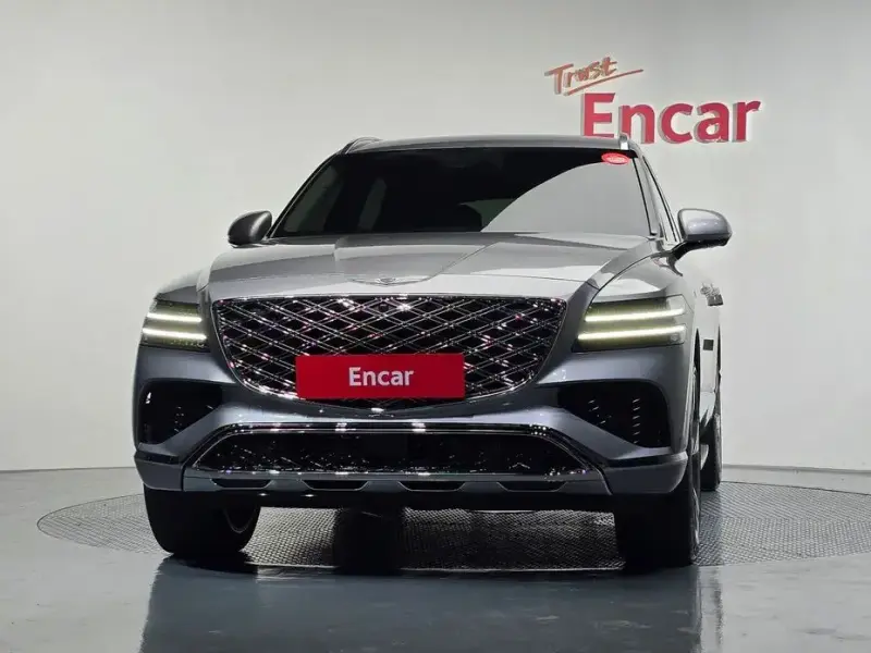 2023 Genesis GV80 с пробегом 18 207 км