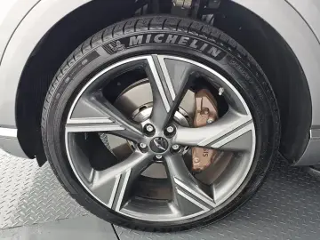 2023 Genesis GV80 с пробегом 18 207 км