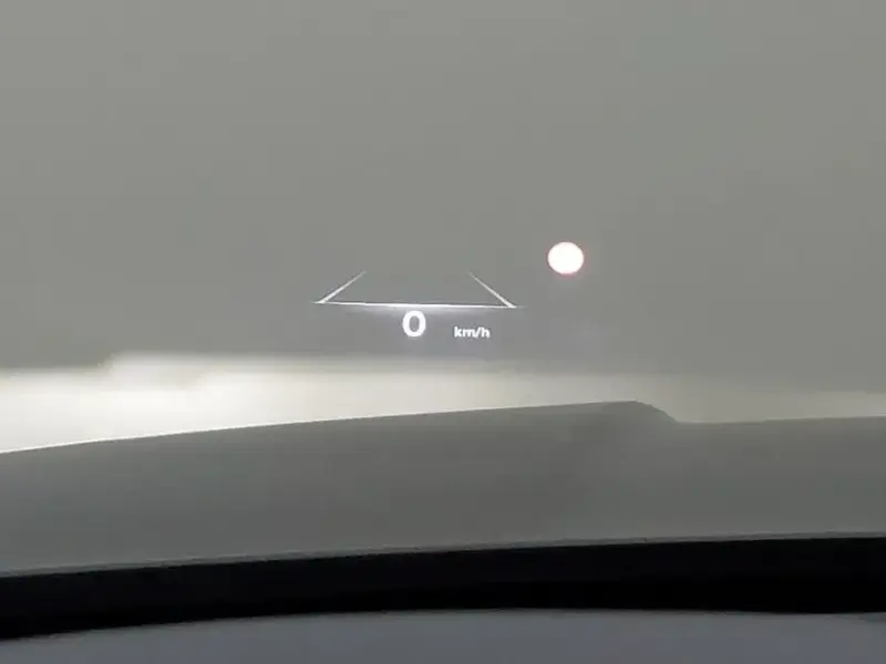 2023 Genesis GV80 с пробегом 26 572 км