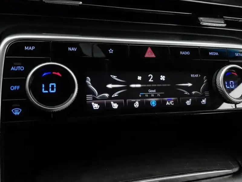 2023 Genesis GV80 с пробегом 26 572 км