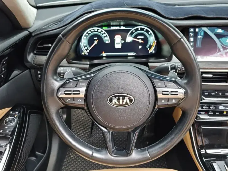 2020 Kia K7 с пробегом 68 257 км