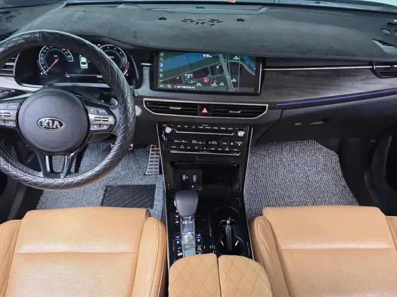 2020 Kia K7 с пробегом 68 953 км