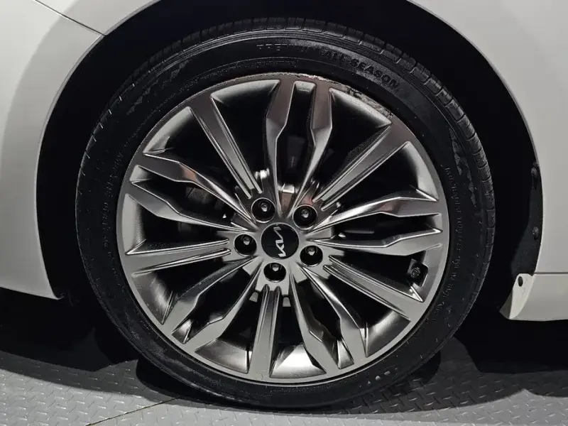 2019 Kia K7 с пробегом 65 502 км