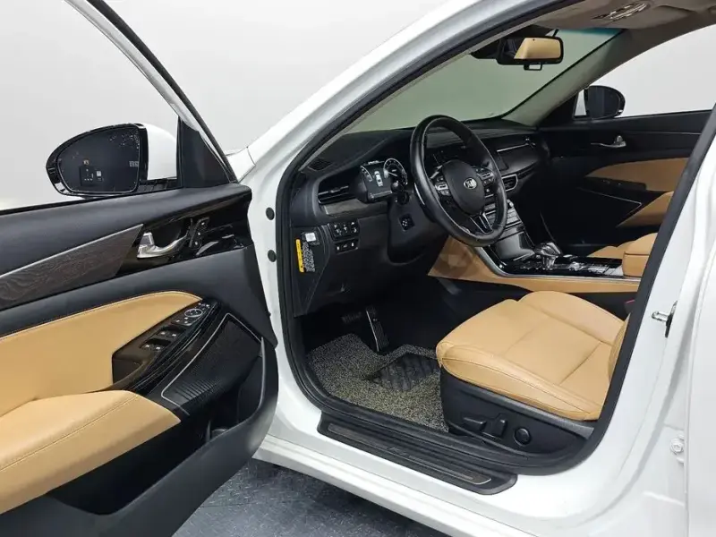 2019 Kia K7 с пробегом 67 890 км