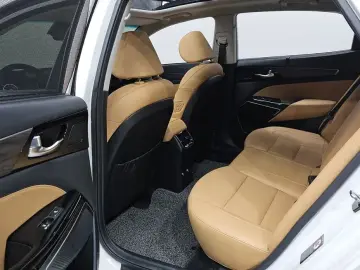 2019 Kia K7 с пробегом 67 890 км
