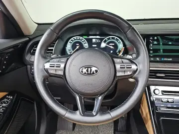 2019 Kia K7 с пробегом 67 890 км