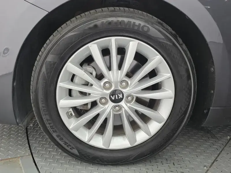2020 Kia K7 с пробегом 90 800 км