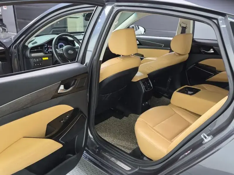 2020 Kia K7 с пробегом 90 800 км