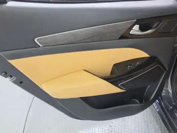 2020 Kia K7 с пробегом 90 800 км