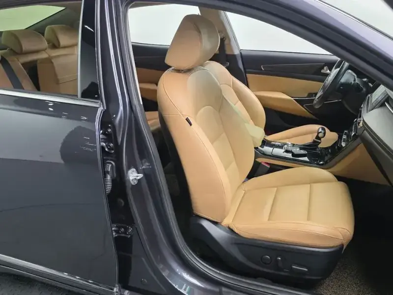 2020 Kia K7 с пробегом 90 800 км