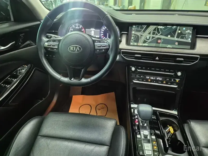 2019 Kia K7 с пробегом 75 000 км