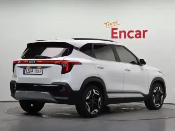 2023 Kia Seltos с пробегом 36 913 км