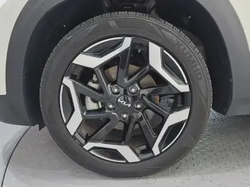 2023 Kia Seltos с пробегом 36 913 км