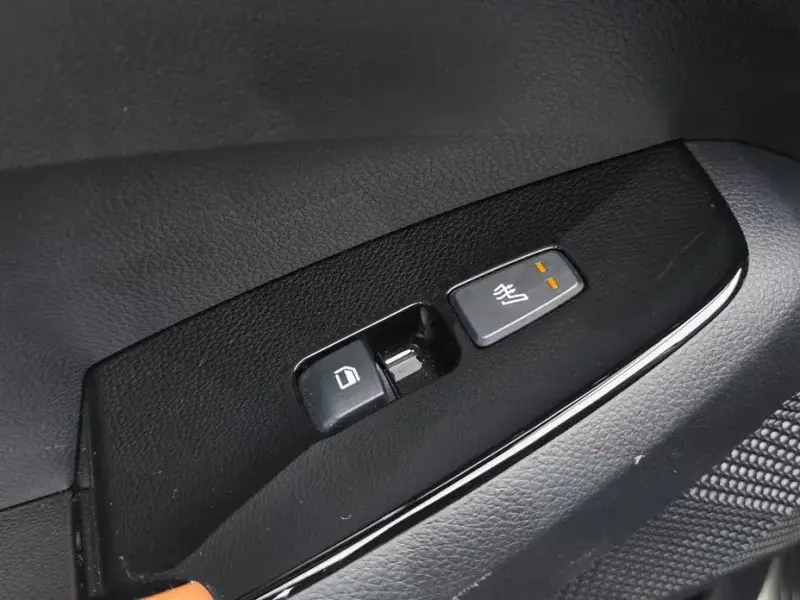 2023 Kia Seltos с пробегом 36 913 км