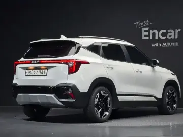 2023 Kia Seltos с пробегом 35 709 км