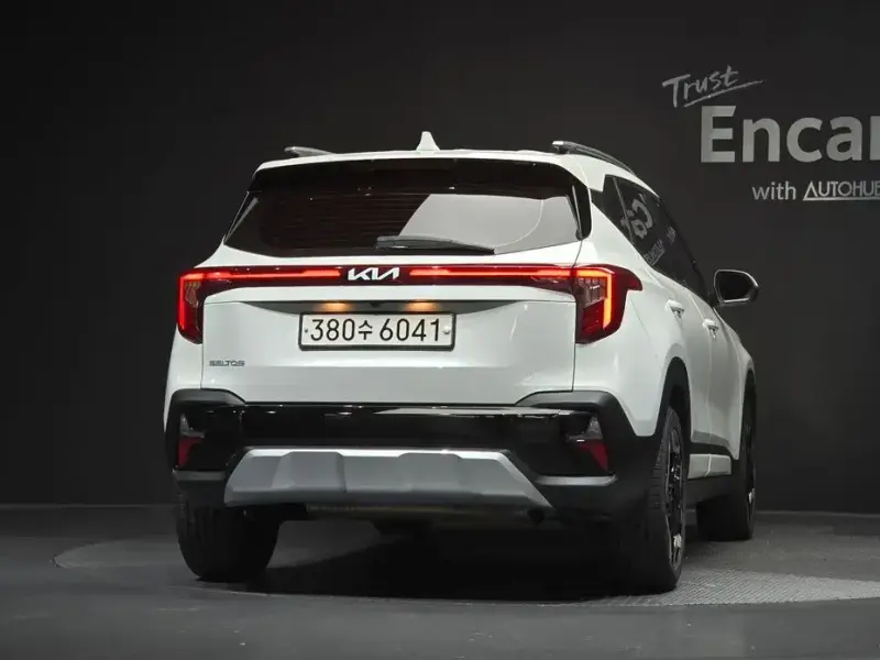 2023 Kia Seltos с пробегом 35 709 км
