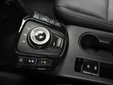 2023 Kia Seltos с пробегом 35 709 км