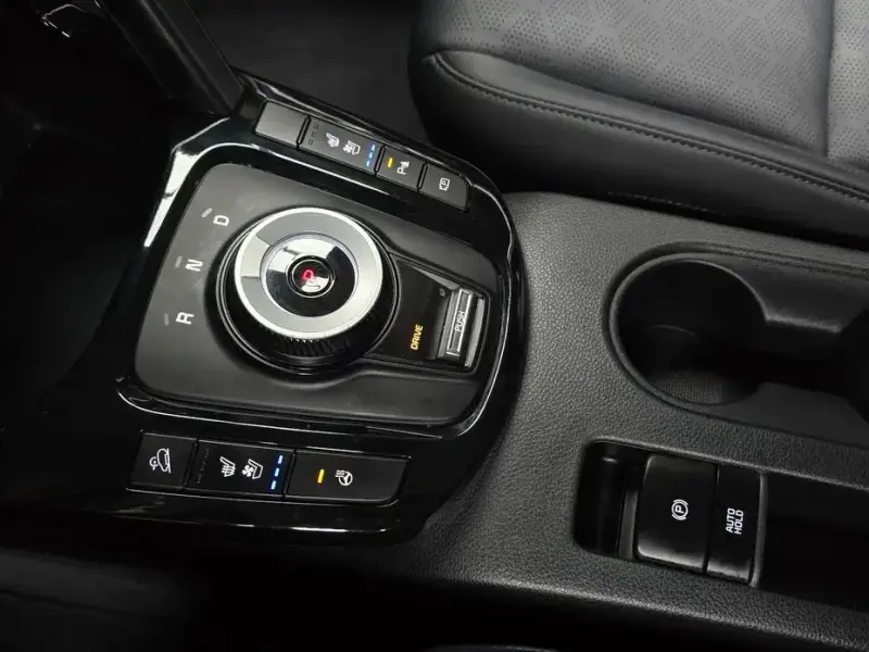 2023 Kia Seltos с пробегом 35 709 км