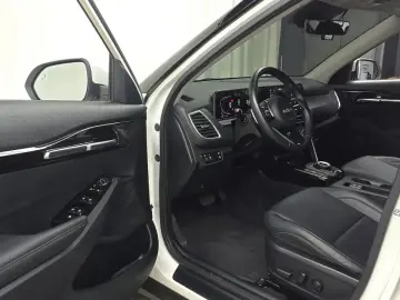 2023 Kia Seltos с пробегом 35 709 км