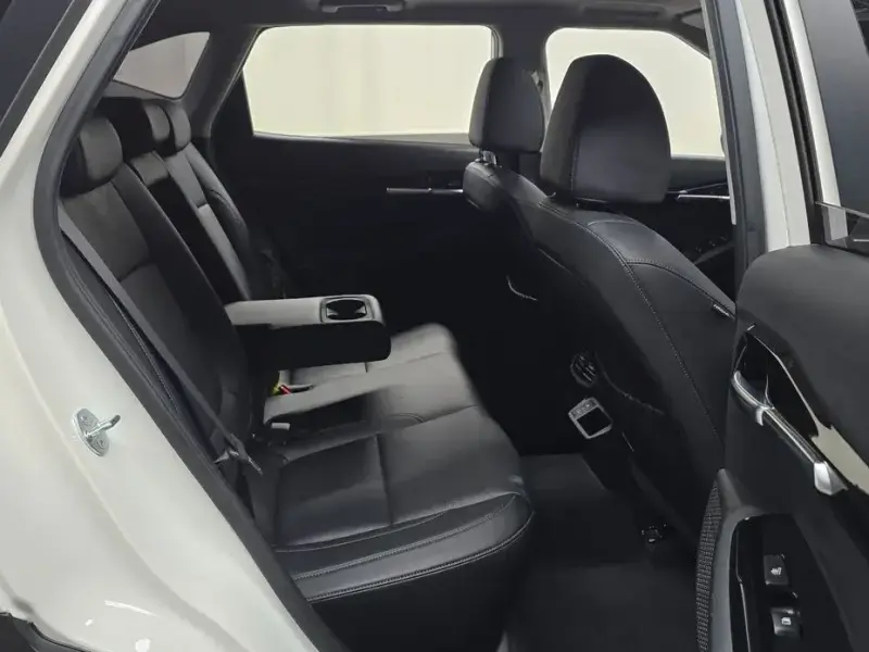 2023 Kia Seltos с пробегом 35 709 км