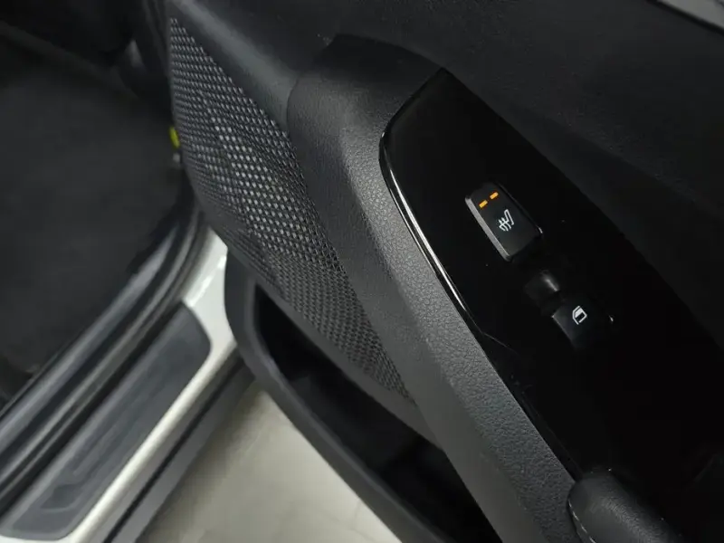 2023 Kia Seltos с пробегом 35 709 км