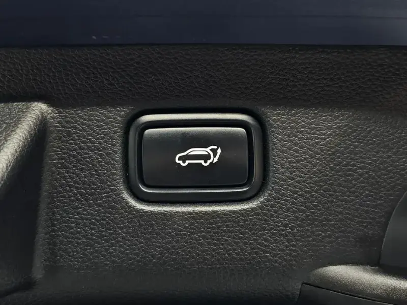 2024 Kia Seltos с пробегом 11 834 км