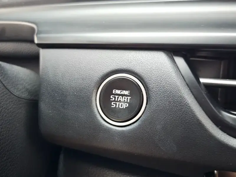 2024 Kia Seltos с пробегом 11 834 км