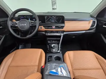 2025 Kia Seltos с пробегом 9 537 км