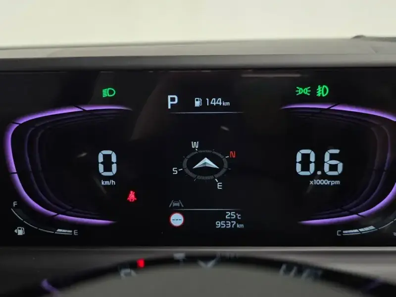 2025 Kia Seltos с пробегом 9 537 км