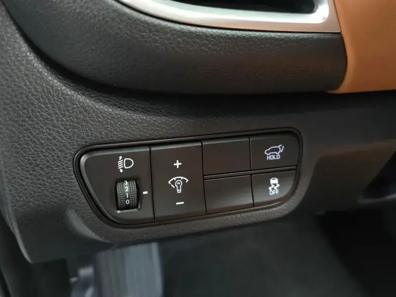 2025 Kia Seltos с пробегом 9 537 км