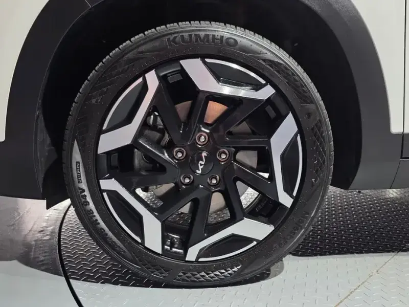 2025 Kia Seltos с пробегом 14 781 км