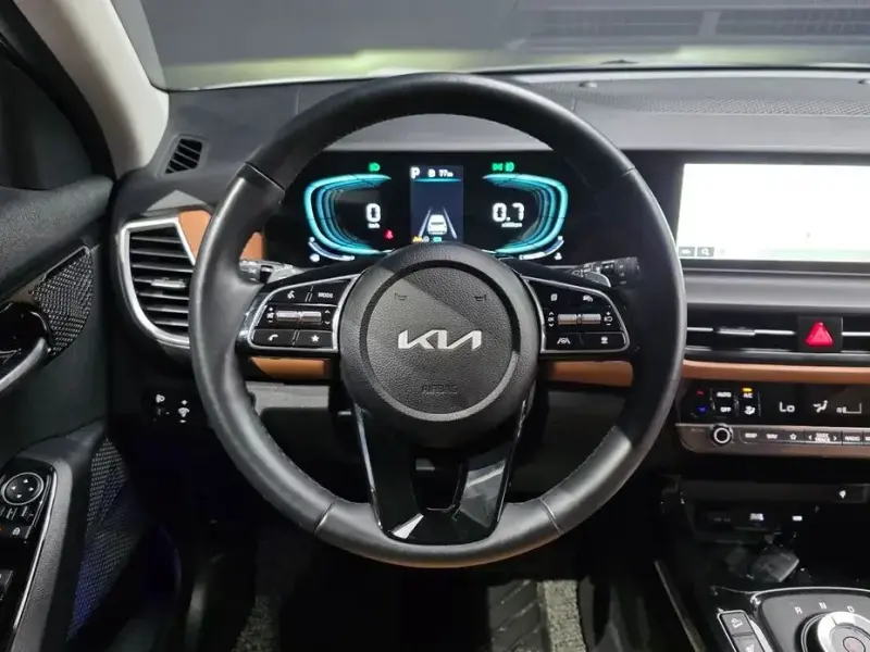 2025 Kia Seltos с пробегом 14 781 км