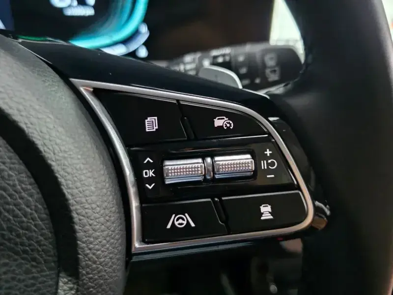 2025 Kia Seltos с пробегом 14 781 км