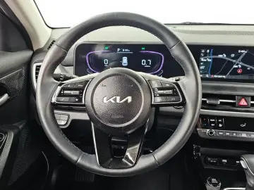 2024 Kia Seltos с пробегом 30 936 км
