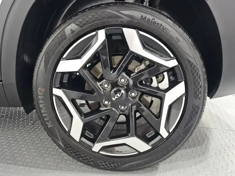 2023 Kia Seltos с пробегом 19 464 км