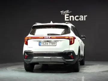 2024 Kia Seltos с пробегом 23 535 км