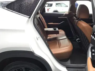 2024 Kia Seltos с пробегом 23 535 км
