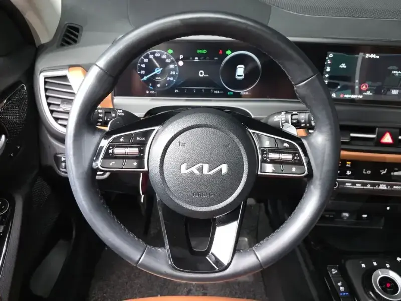 2024 Kia Seltos с пробегом 23 535 км