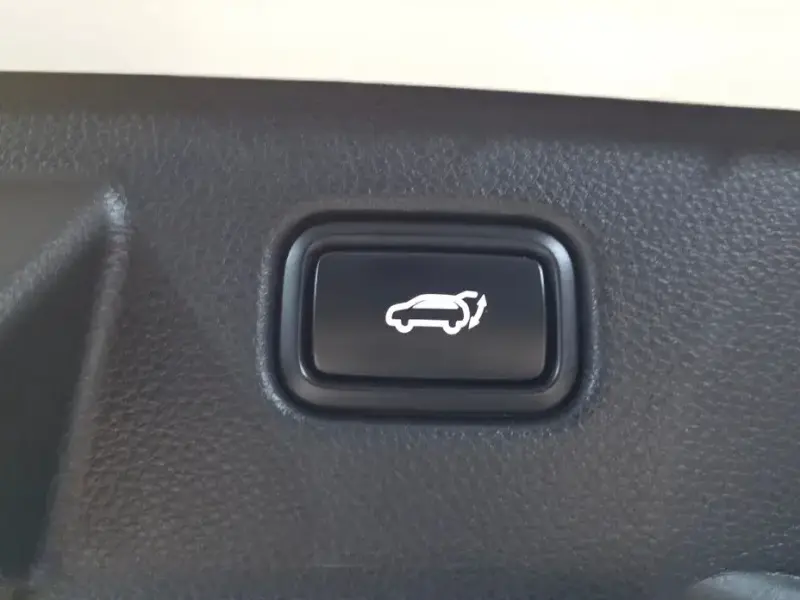 2024 Kia Seltos с пробегом 23 535 км