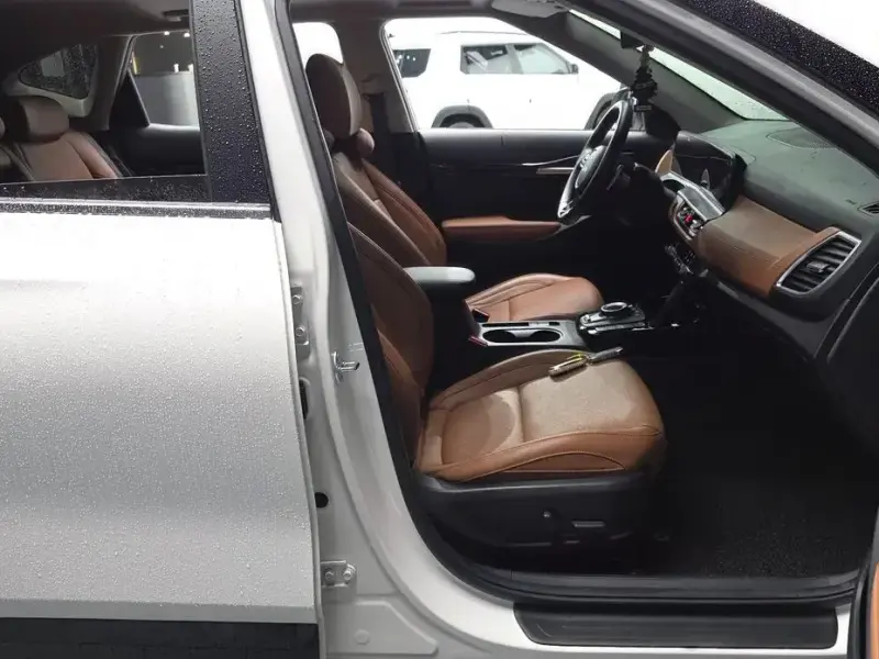 2024 Kia Seltos с пробегом 23 535 км