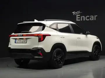 2024 Kia Seltos с пробегом 21 240 км