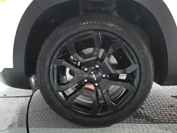 2024 Kia Seltos с пробегом 21 240 км