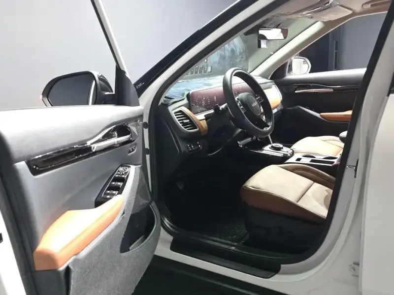 2024 Kia Seltos с пробегом 21 240 км