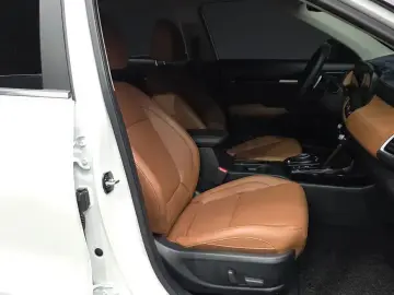 2024 Kia Seltos с пробегом 21 240 км