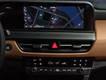 2024 Kia Seltos с пробегом 21 240 км